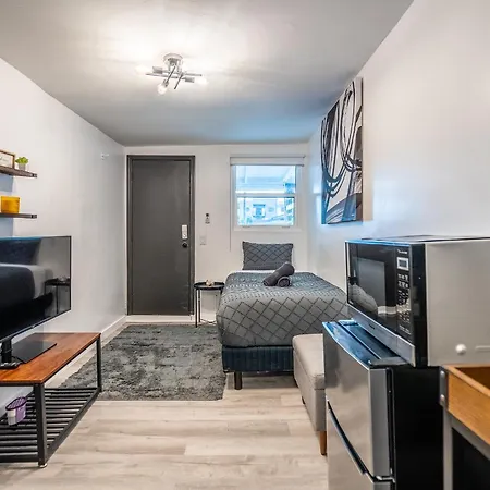 Cozy Studio W/Gated Parking Miami Exterior photo